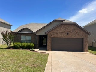 452 Golf Club Ln, Springfield, TN 37172