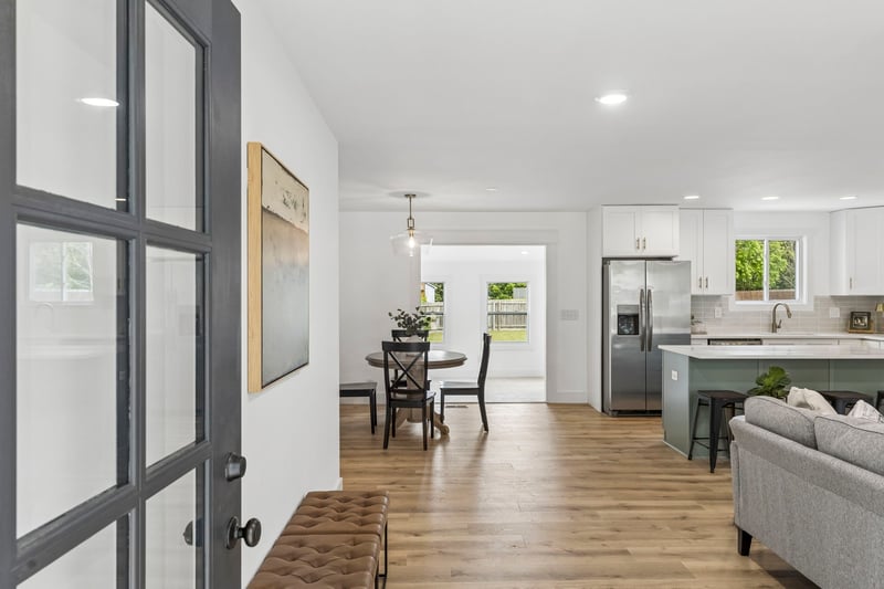 4006 Westwood Dr, Columbia, TN 38401