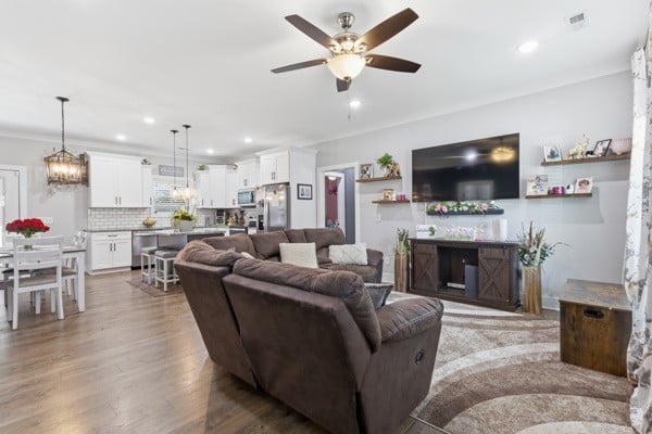 208 15th Ave, Springfield, TN 37172
