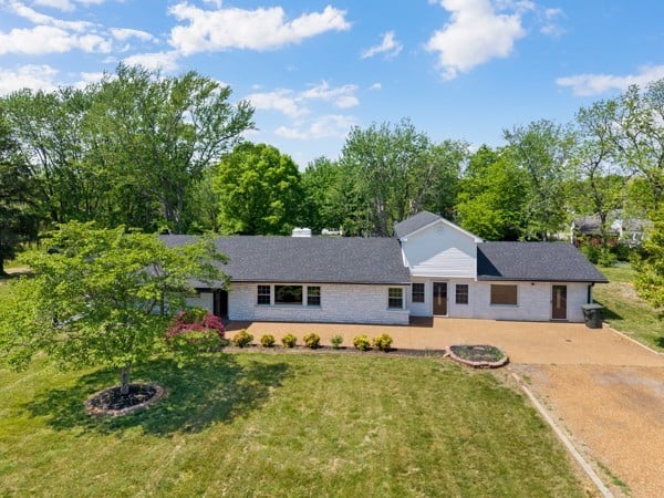 1503 5th Ave, Springfield, TN 37172