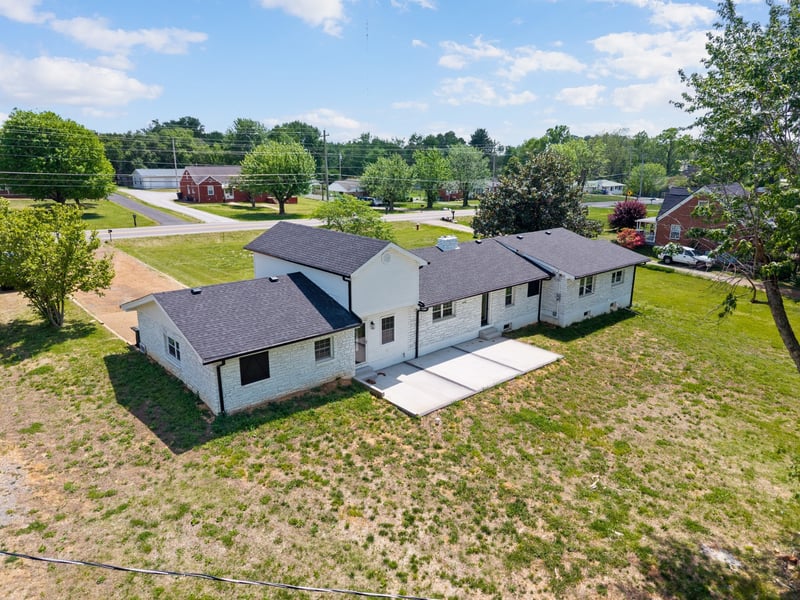 1503 5th Ave, Springfield, TN 37172