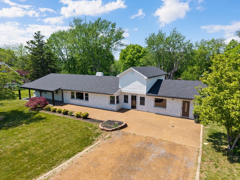 1503 5th Ave, Springfield, TN 37172