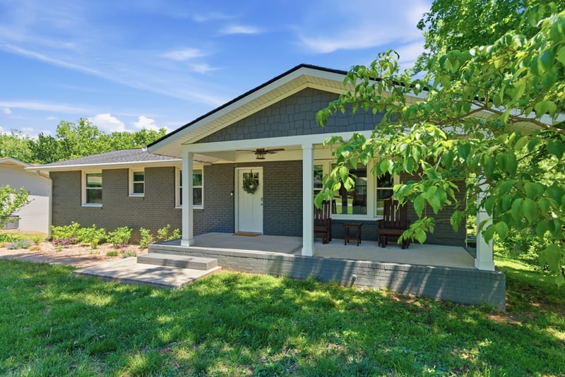 297 Clovernook Dr, Nashville, TN 37210