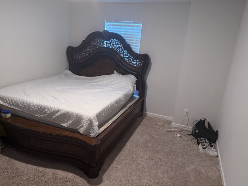 402 Jet Stream Dr, La Vergne, TN 37086