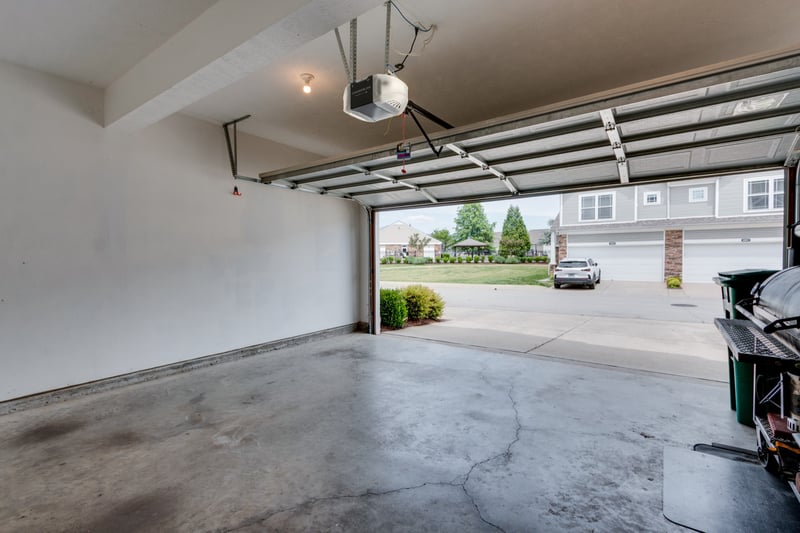 1056 Somerset Springs Dr, Spring Hill, TN 37174