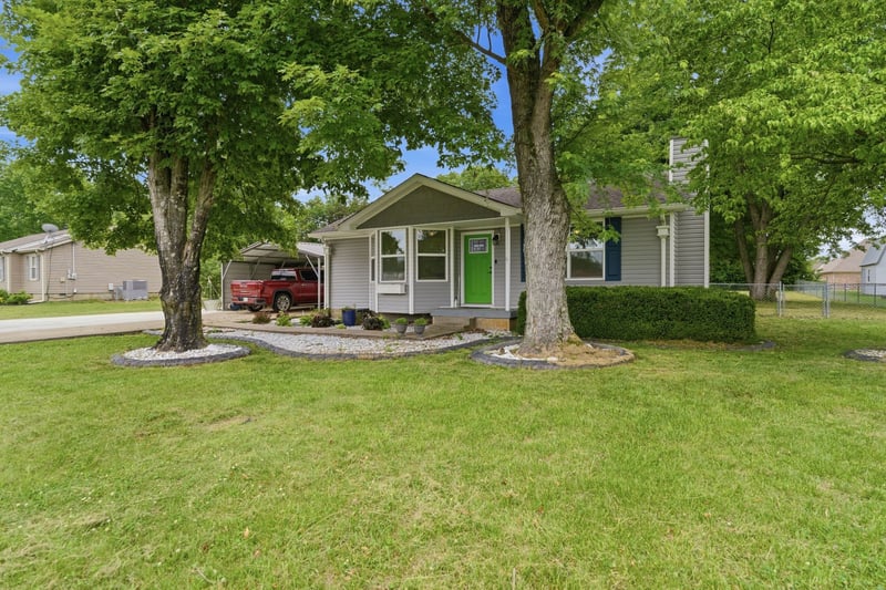 7109 Corner Dr, Murfreesboro, TN 37129