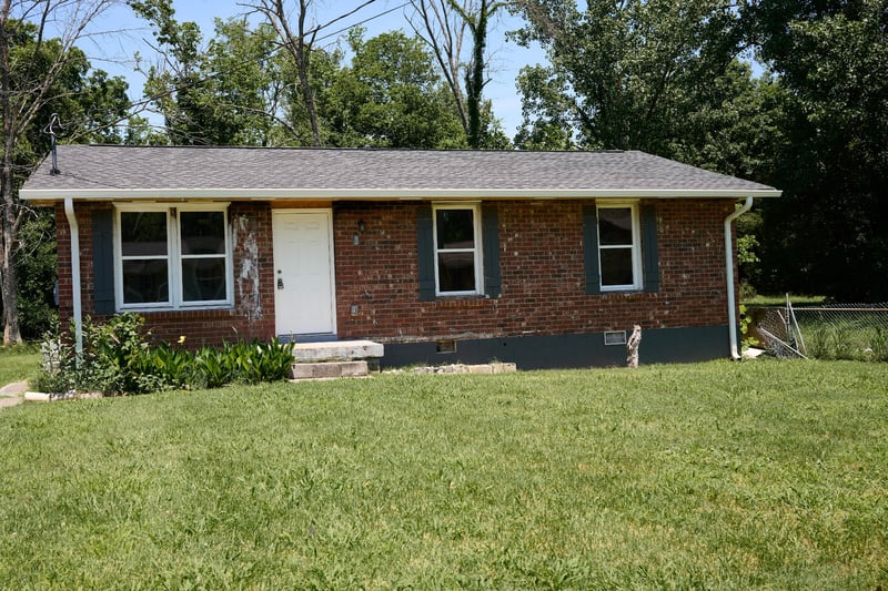 2741 Old Matthews Rd, Nashville, TN 37207