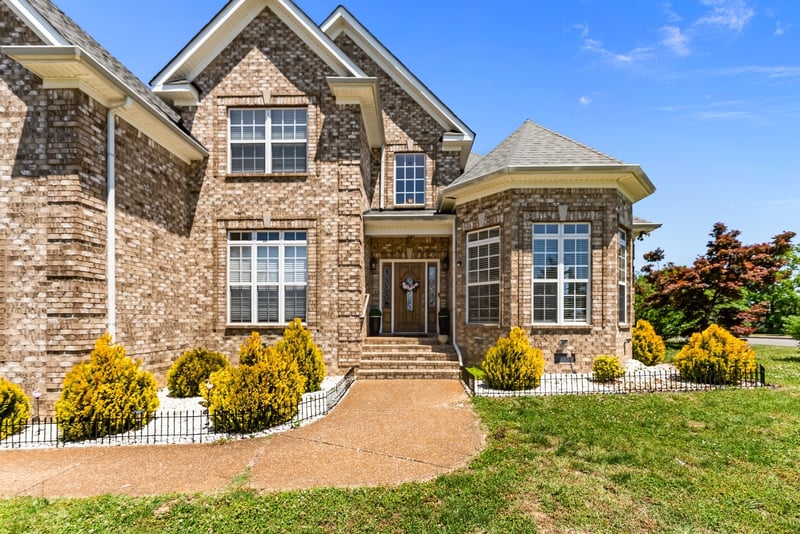 604 Summerbreeze Ln, Antioch, TN 37013