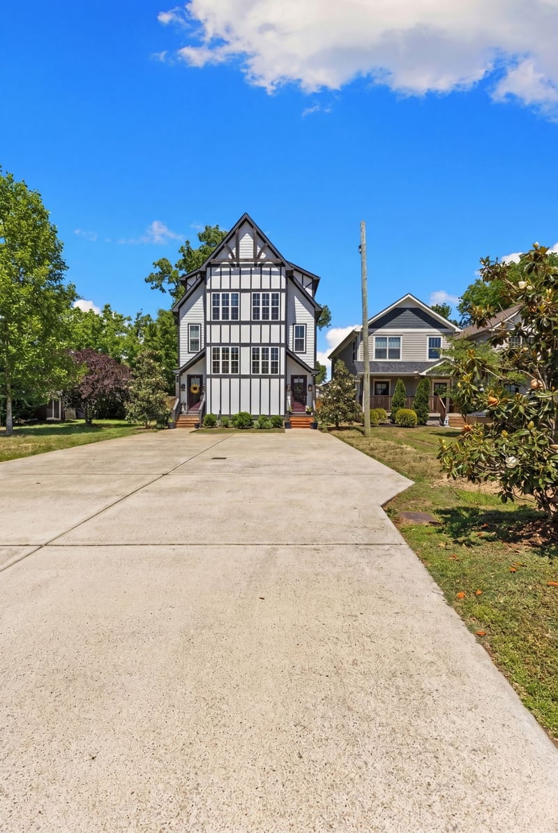 911 Cahal Ave, Nashville, TN 37206