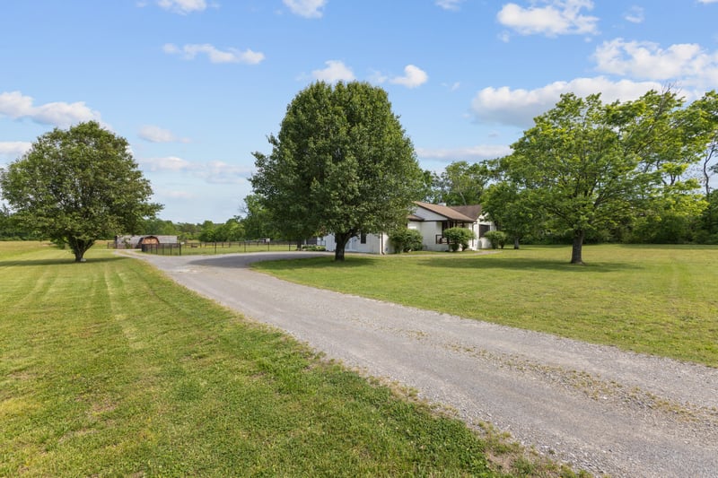 170 Upper Station Camp Crk Rd, Gallatin, TN 37066