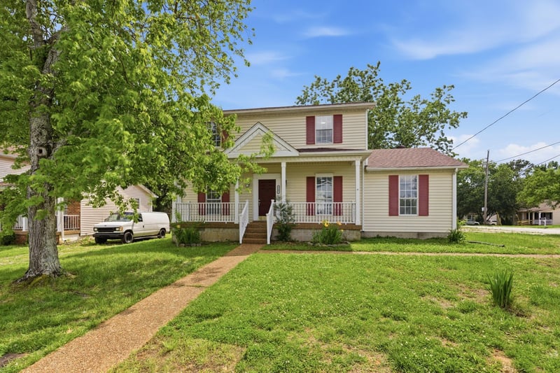 3201 Towne Village Rd, Antioch, TN 37013