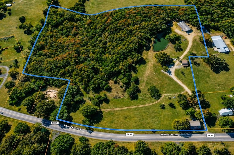 3135 Vanleer Hwy, Charlotte, TN 37036