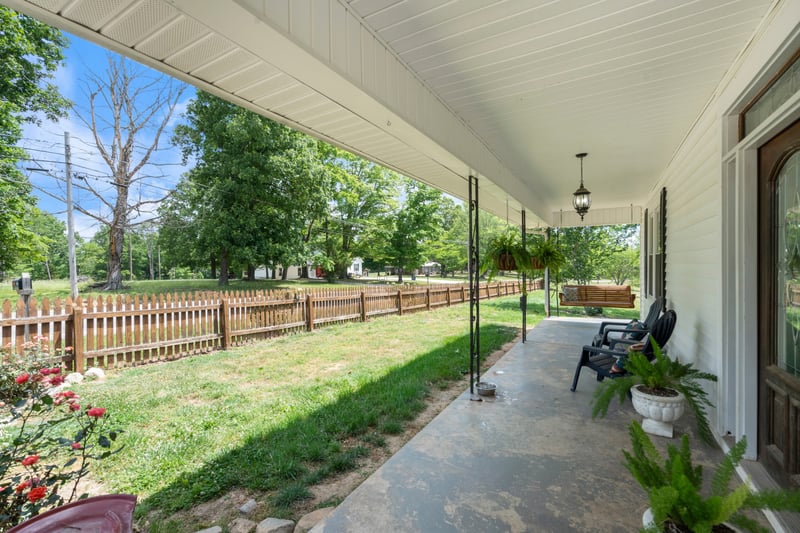 3135 Vanleer Hwy, Charlotte, TN 37036