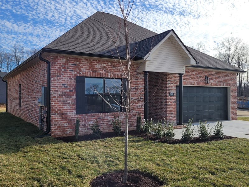 213 Sandalwood Way, Dickson, TN 37055