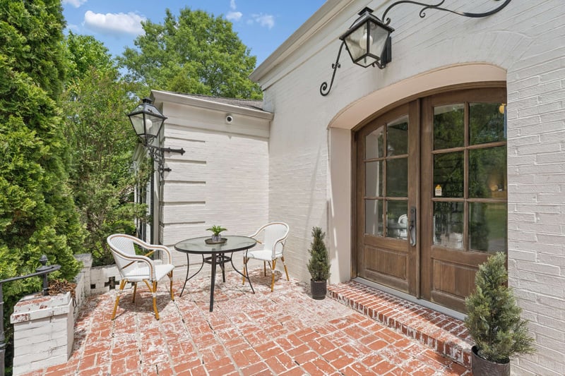 6238 Hillsboro Pike, Nashville, TN 37215