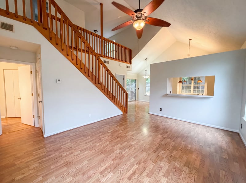 4046 Farmingham Woods Dr, Hermitage, TN 37076