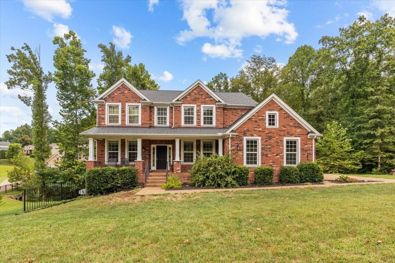 7140 Triple Crown Ln, Fairview, TN 37062