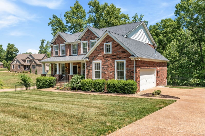 7140 Triple Crown Ln, Fairview, TN 37062