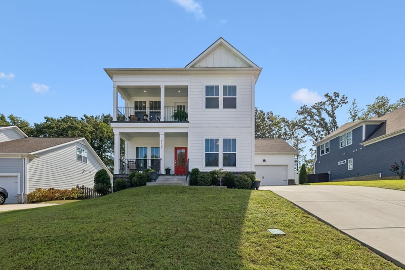 7127 Pepper Tree Cir, Fairview, TN 37062