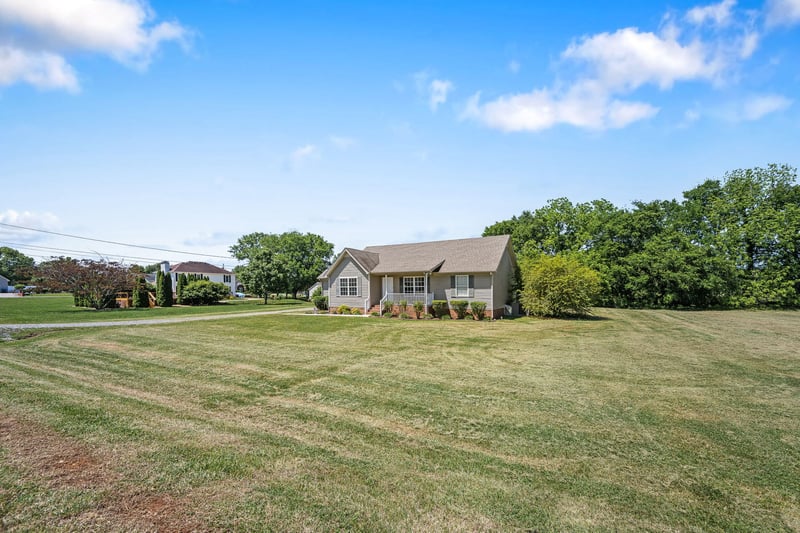 1916 Marlow Ave, Murfreesboro, TN 37127