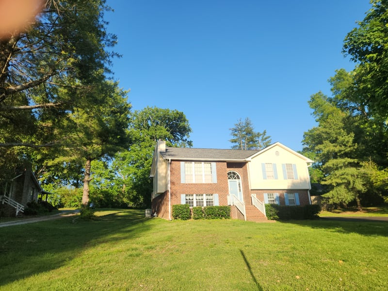 951 Belvedere Dr, Gallatin, TN 37066