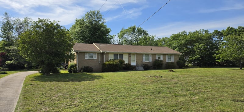 125 Hunters Trl, Hendersonville, TN 37075