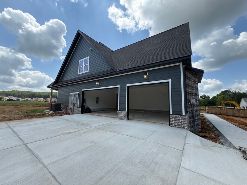 2712 Canton Dr, Murfreesboro, TN 37129