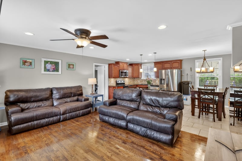 272 Wessington Pl, Hendersonville, TN 37075