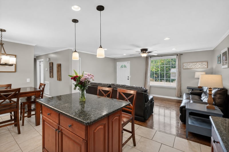 272 Wessington Pl, Hendersonville, TN 37075