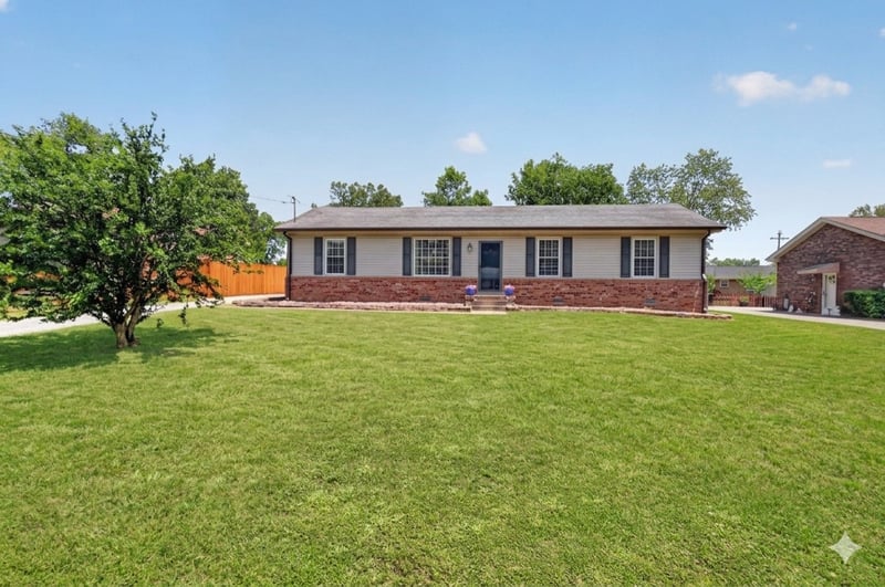 272 Wessington Pl, Hendersonville, TN 37075