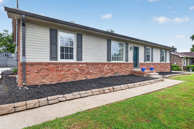 272 Wessington Pl, Hendersonville, TN 37075