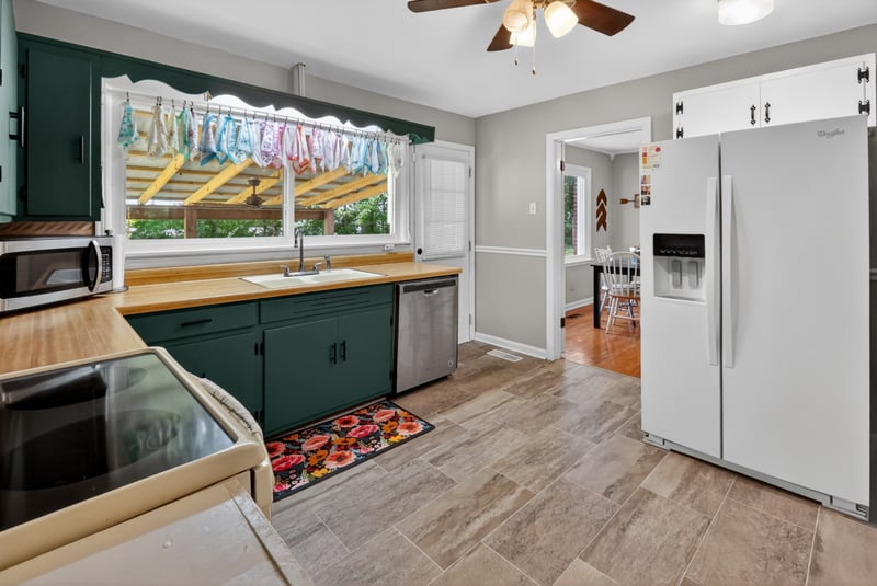 105 Daleview Cir, Columbia, TN 38401