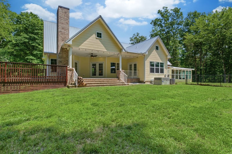 2206 Hwy 48 South, Dickson, TN 37055