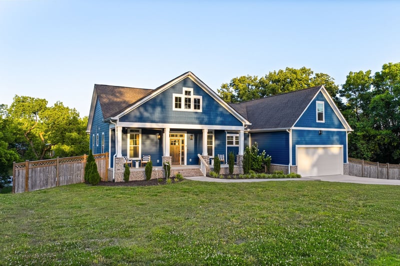 102 Riverwood Dr, Hendersonville, TN 37075