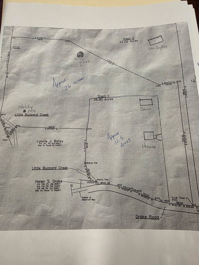 5144 Drake Rd, Cedar Hill, TN 37032