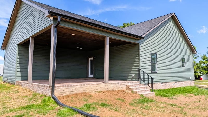 364 Clyde Wix Rd, Westmoreland, TN 37186