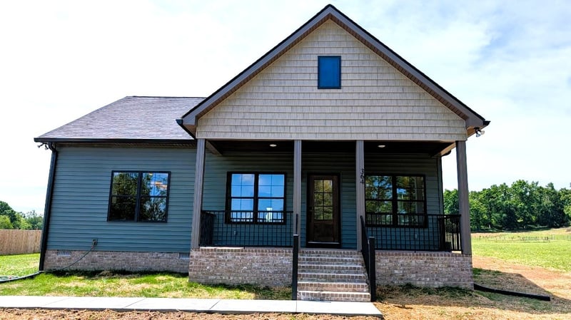 364 Clyde Wix Rd, Westmoreland, TN 37186