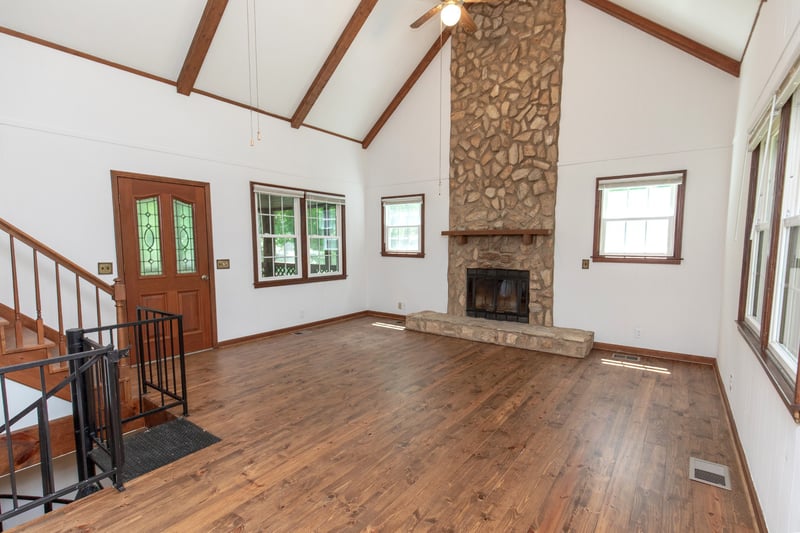 5050 Walkup Rd, Pegram, TN 37143