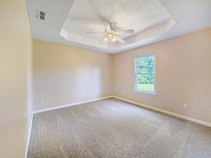 104 Frontier Ln, La Vergne, TN 37086
