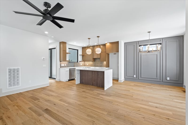 2010 9th Ave #A, Nashville, TN 37208