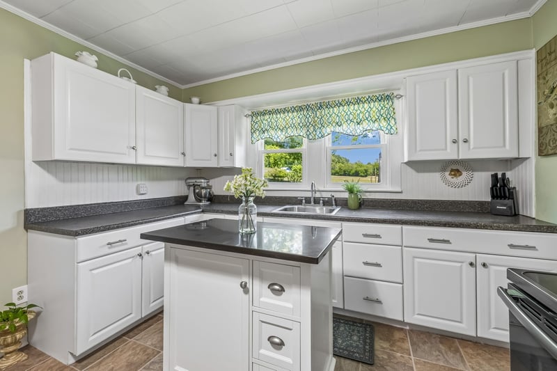 2907 Herman Church Rd, Santa Fe, TN 38482