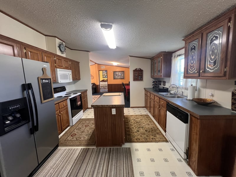 2484 W Leatherwood Rd, Cumberland Furnace, TN 37051