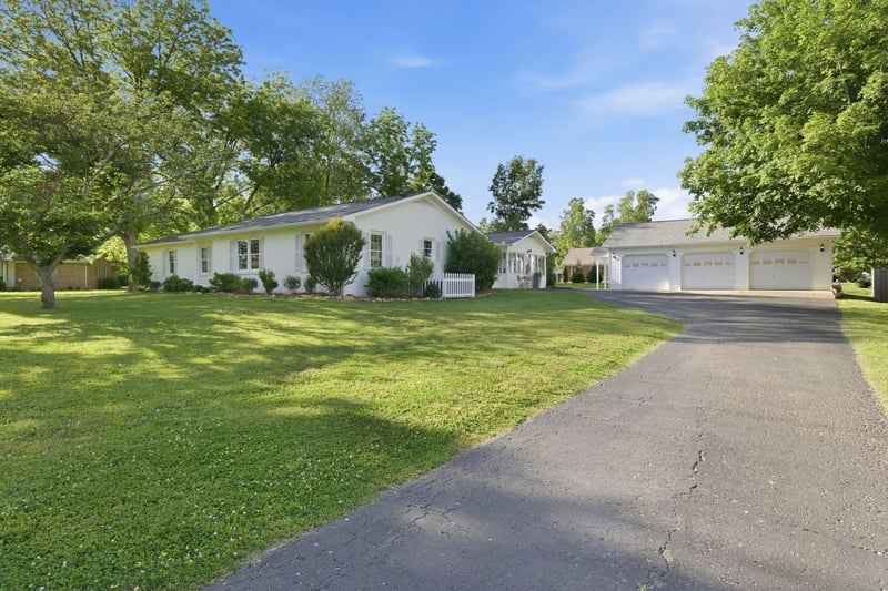 102 Hamlet Dr, Franklin, TN 37064