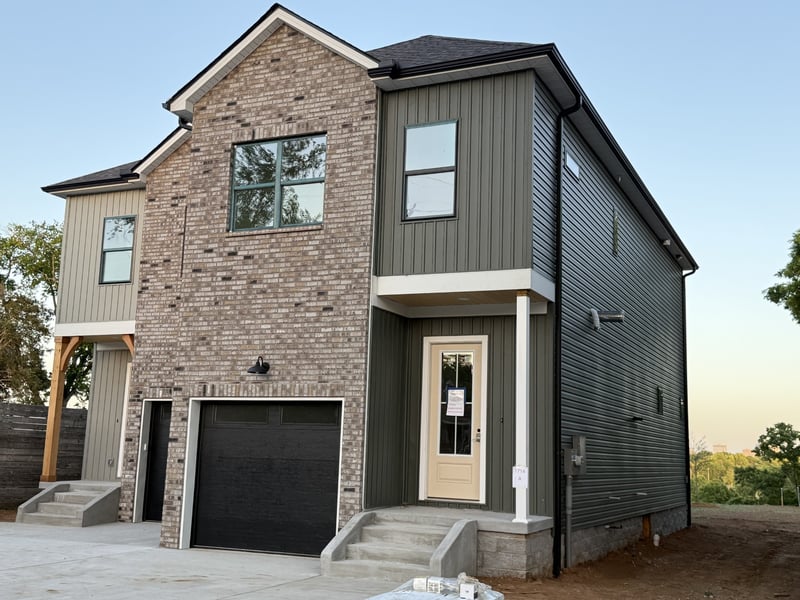 1714A River Dr, Nashville, TN 37218