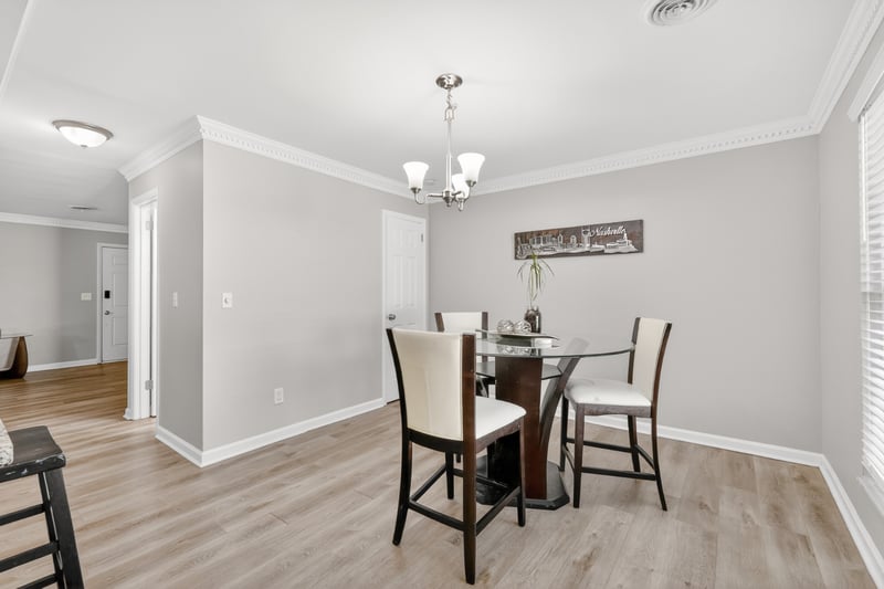 5601 Country Dr #209, Nashville, TN 37211
