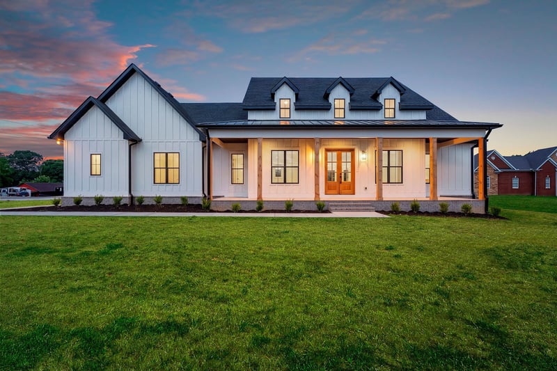 2622 Deer Creek Ln, White House, TN 37188