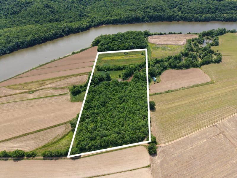1 Neptune Rd, Ashland City, TN 37015