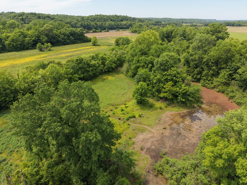 1 Neptune Rd, Ashland City, TN 37015