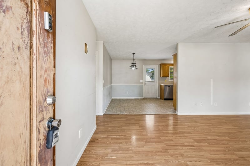 510 Corlew Cir, White Bluff, TN 37187