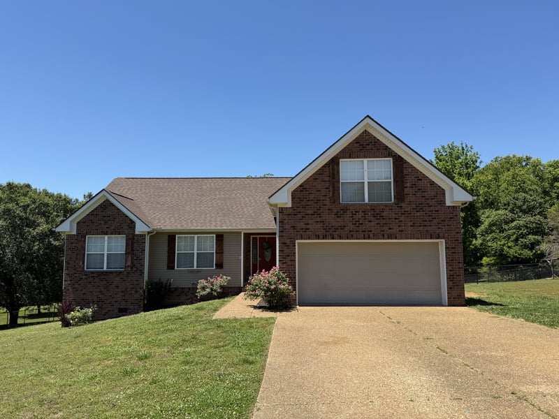 652 Charles Ln, Spring Hill, TN 37174